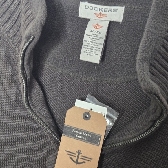 Dockers Fleece Lined Cotton Pullover Sweater - Picture 2 of 3
